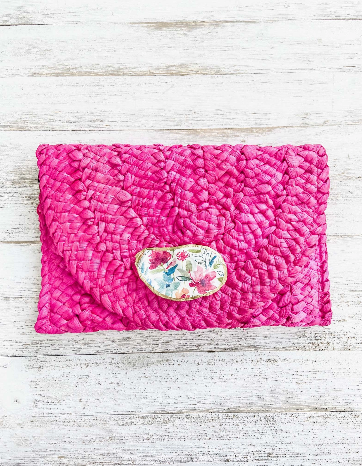 Wildflower Oyster Shell Clutch