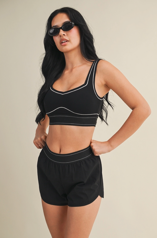 Contrast Sports Bra & Shorts Set